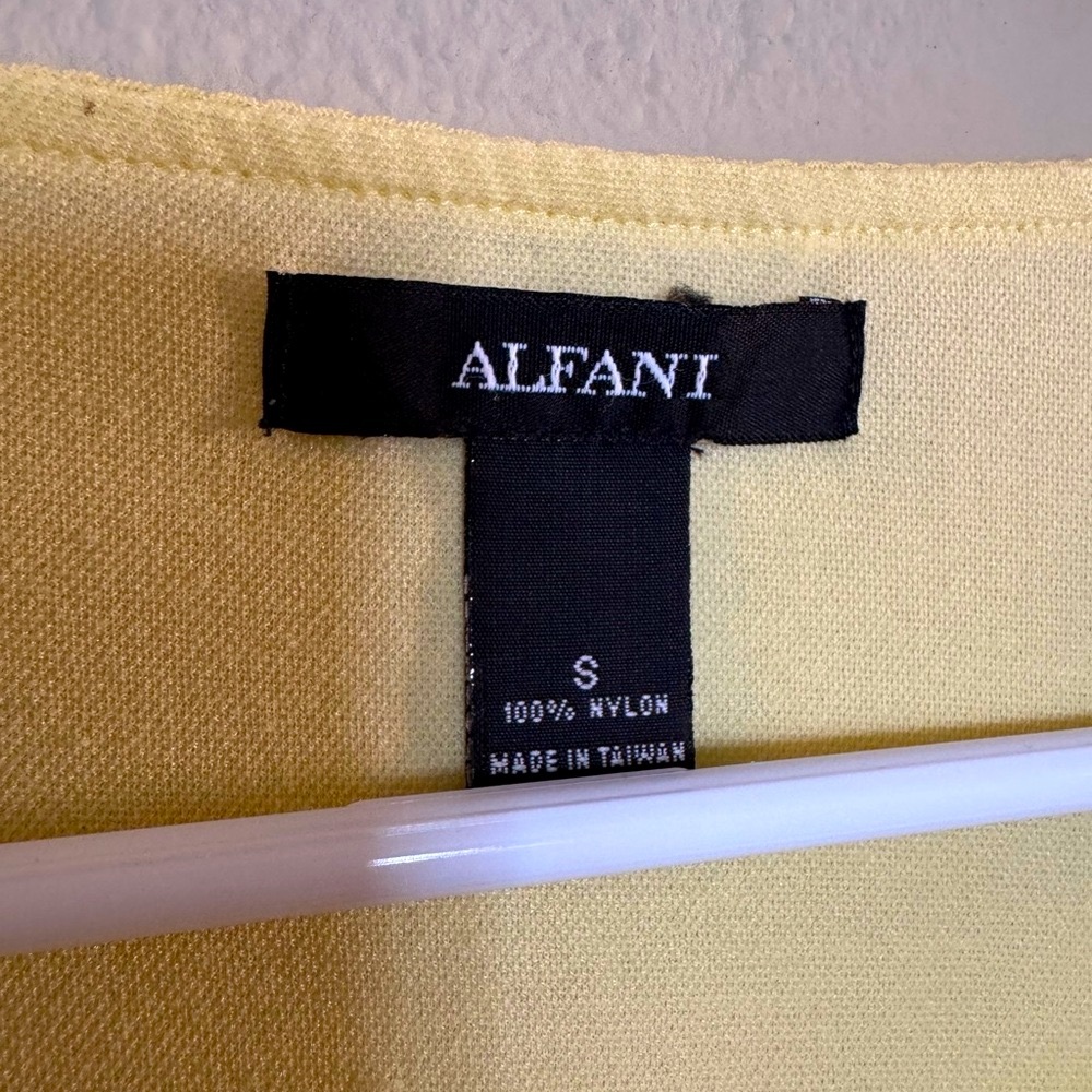 Alfani Yellow Women's Blouse. Sheer, Size S, Excellent Condition. - Picture 3 of 8